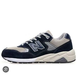 BRAND NEW IN BOX New Balance 580 Sneakers in Blue Grey